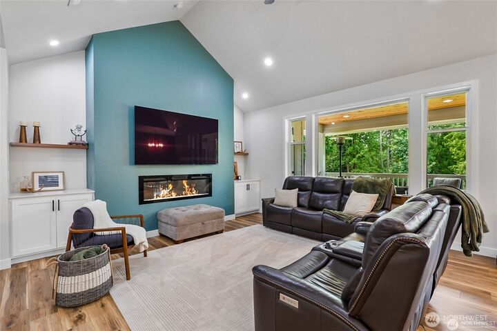 Property Photo: 4704 192nd St NW WA 98292