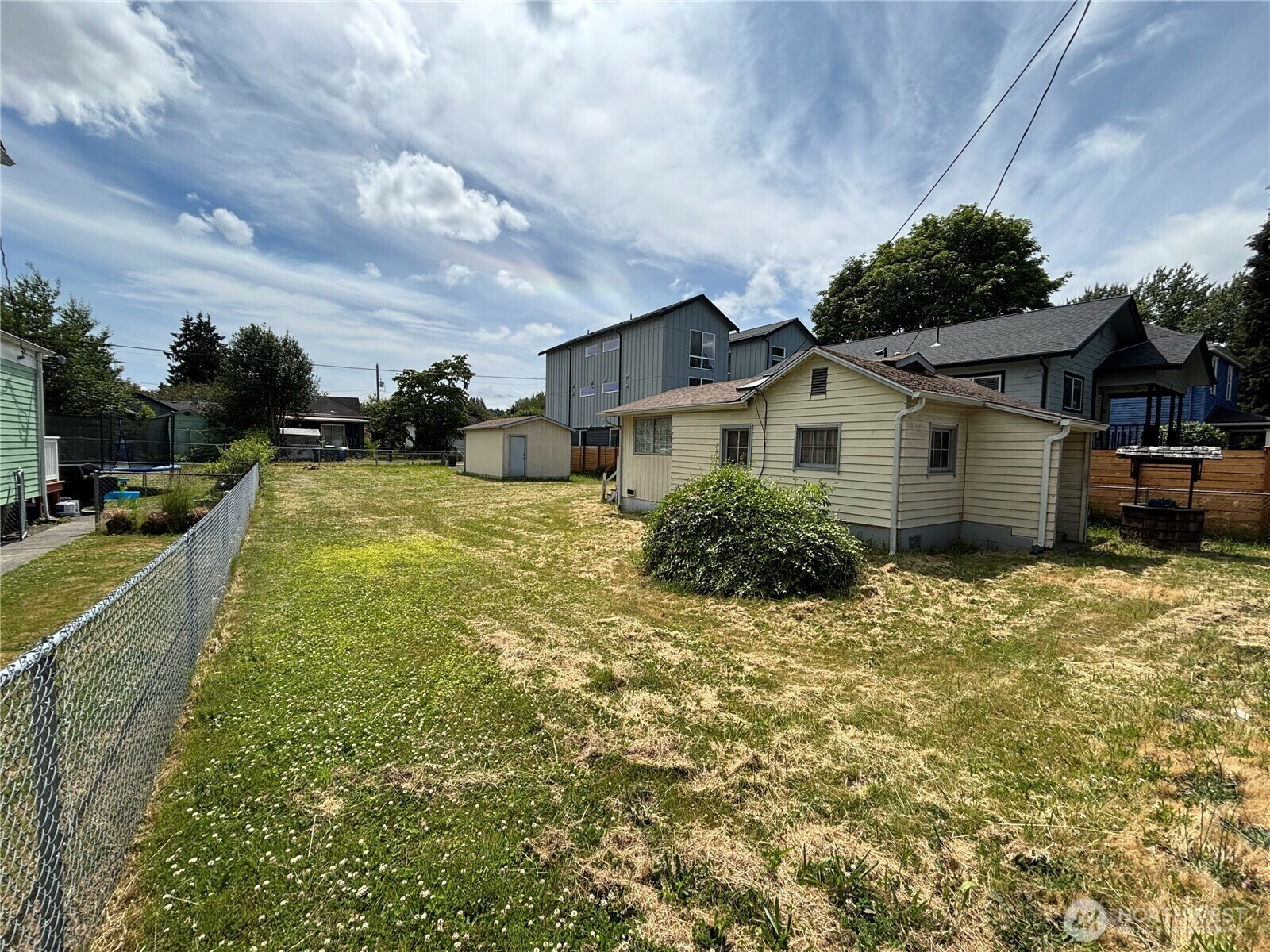 Property Photo: 819 S Rose Street WA 98108