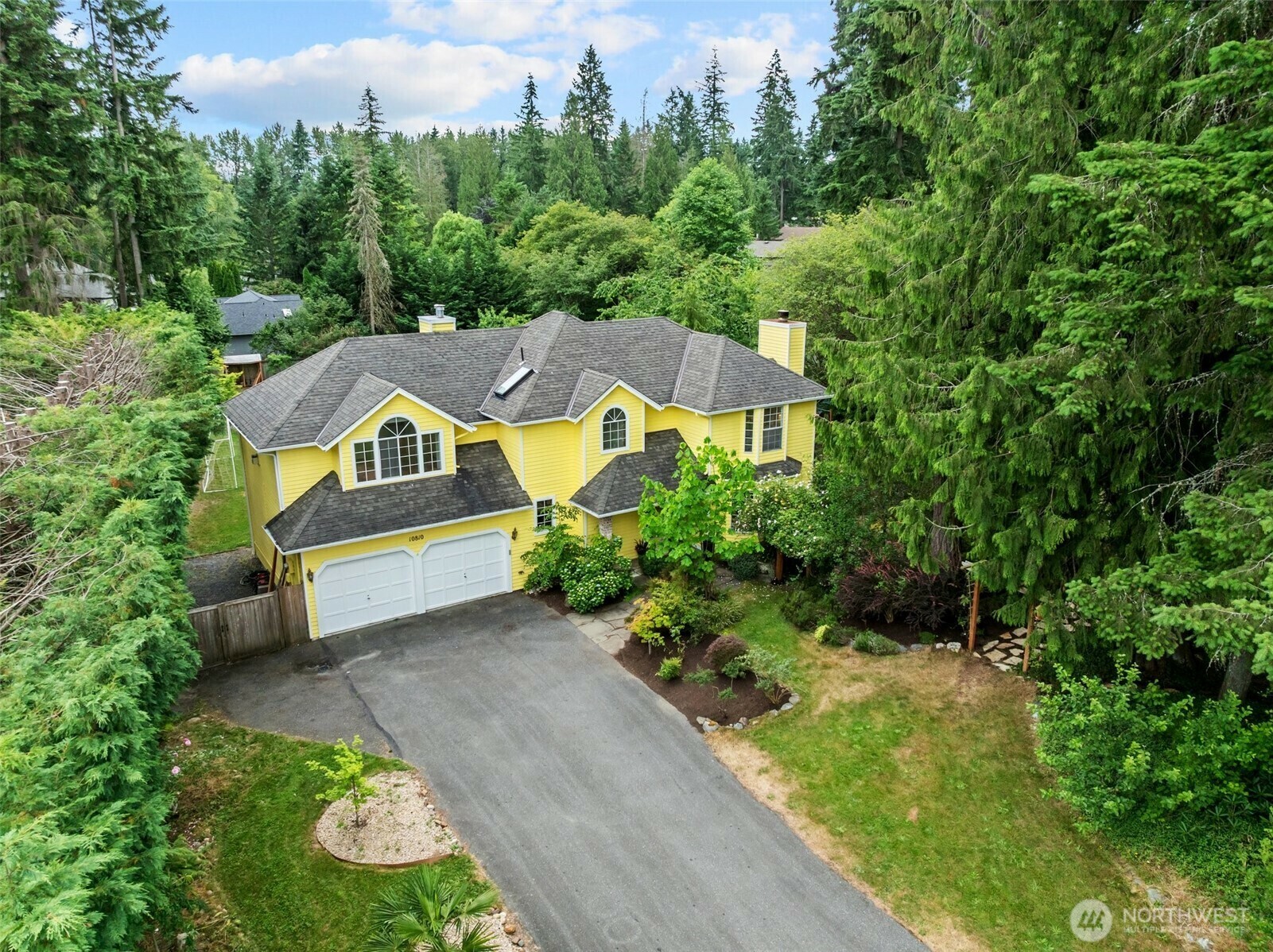 10810  210th Street SE  Snohomish WA 98296 photo