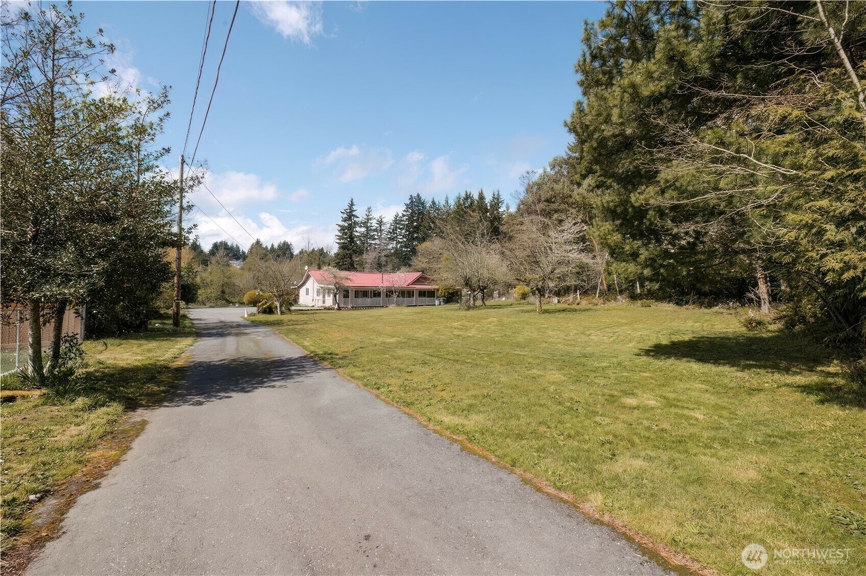 Property Photo:  3709  Trenton Ave  NE  WA 98310 