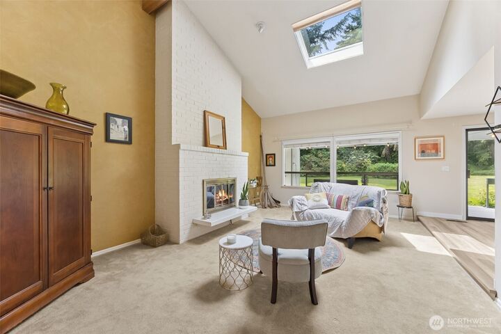 Property Photo:  909  30th Street NW 2C  WA 98335 