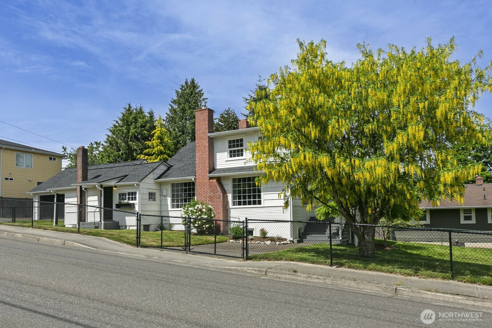 Property Photo: 7414 Cascade Drive 1 WA 98203