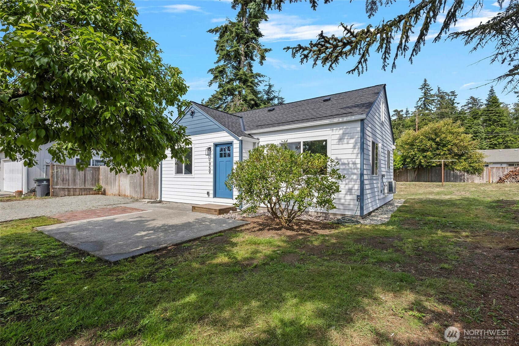 Property Photo: 1959 S Virginia Avenue WA 98239