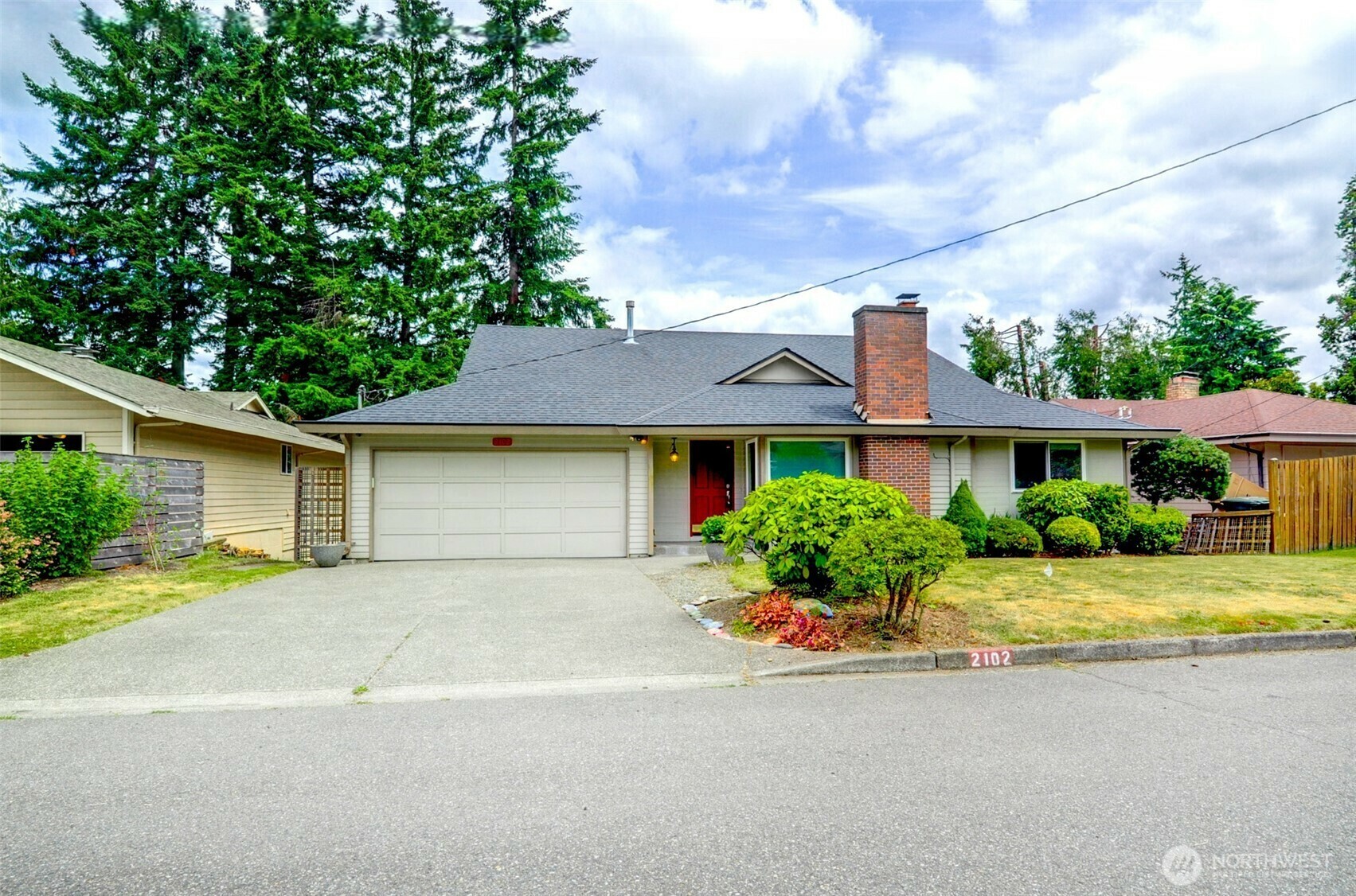 Property Photo:  2102  172nd Avenue NE  WA 98008 