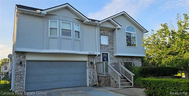 Property Photo: 38478 Draper Lane MI 48186