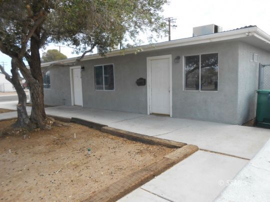 218 N Sanders St  Ridgecrest CA 93555 photo