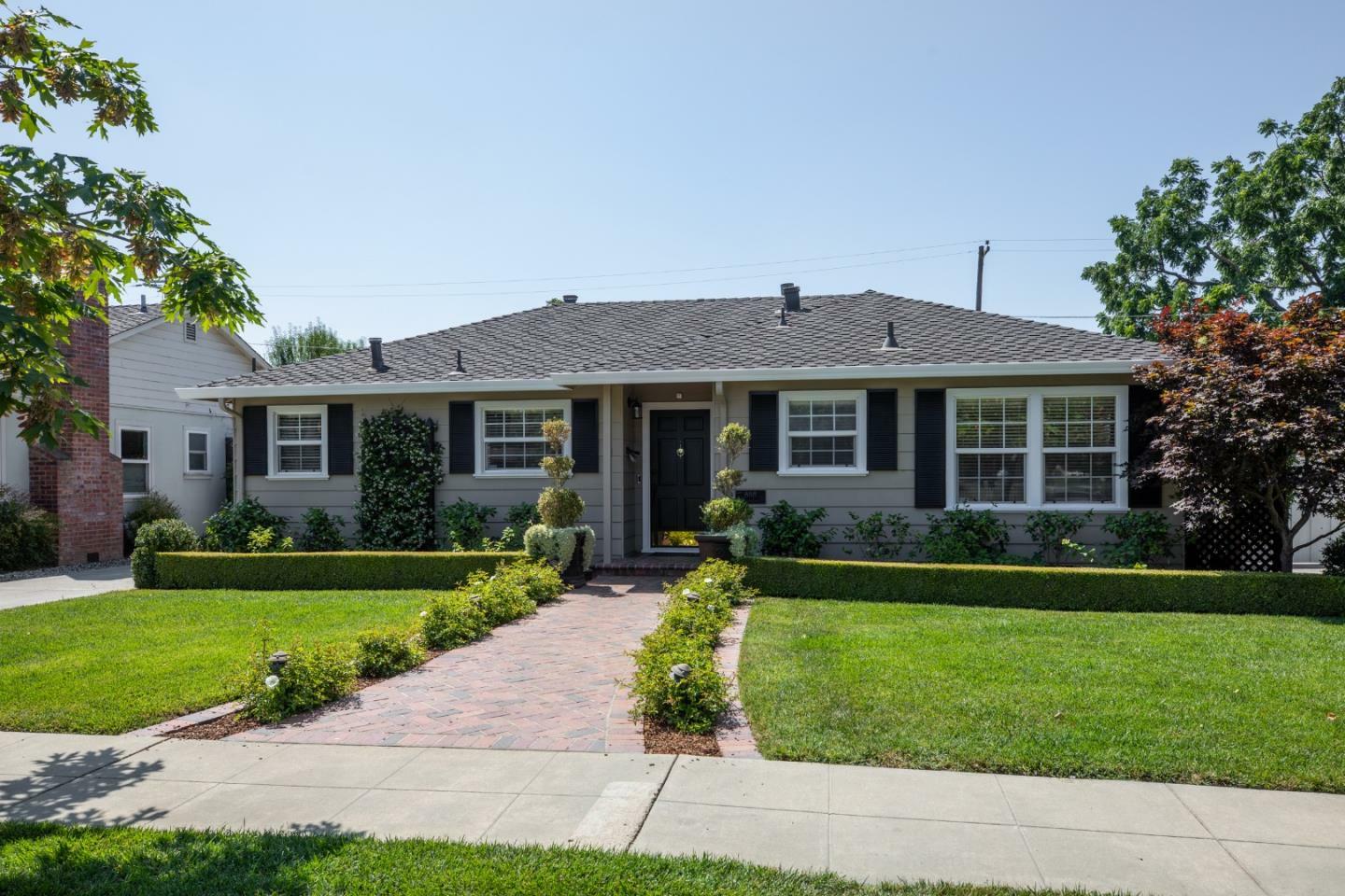 Property Photo: 888 Lincoln Court CA 95125