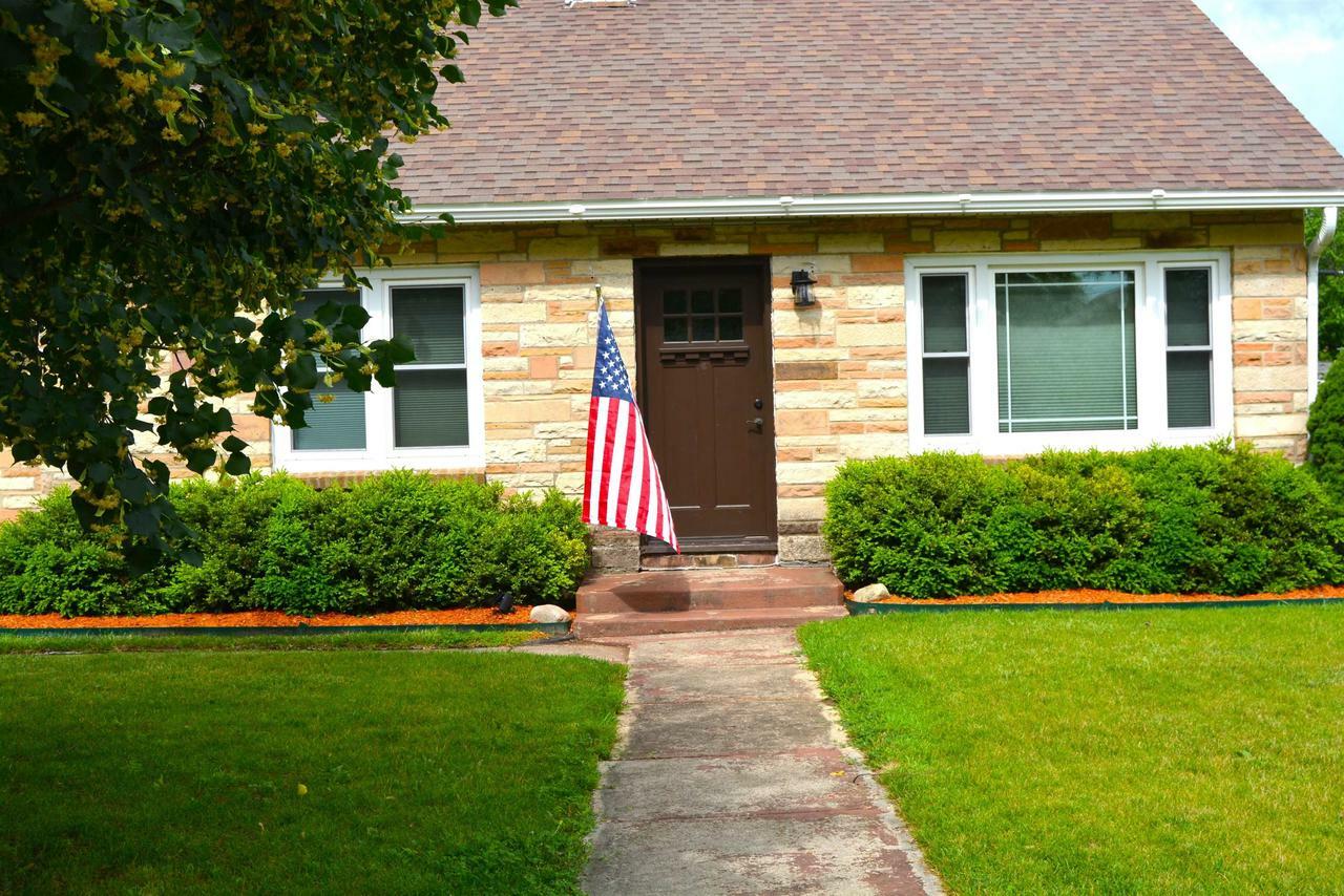Property Photo:  348 North Winsted Street  WI 53588 