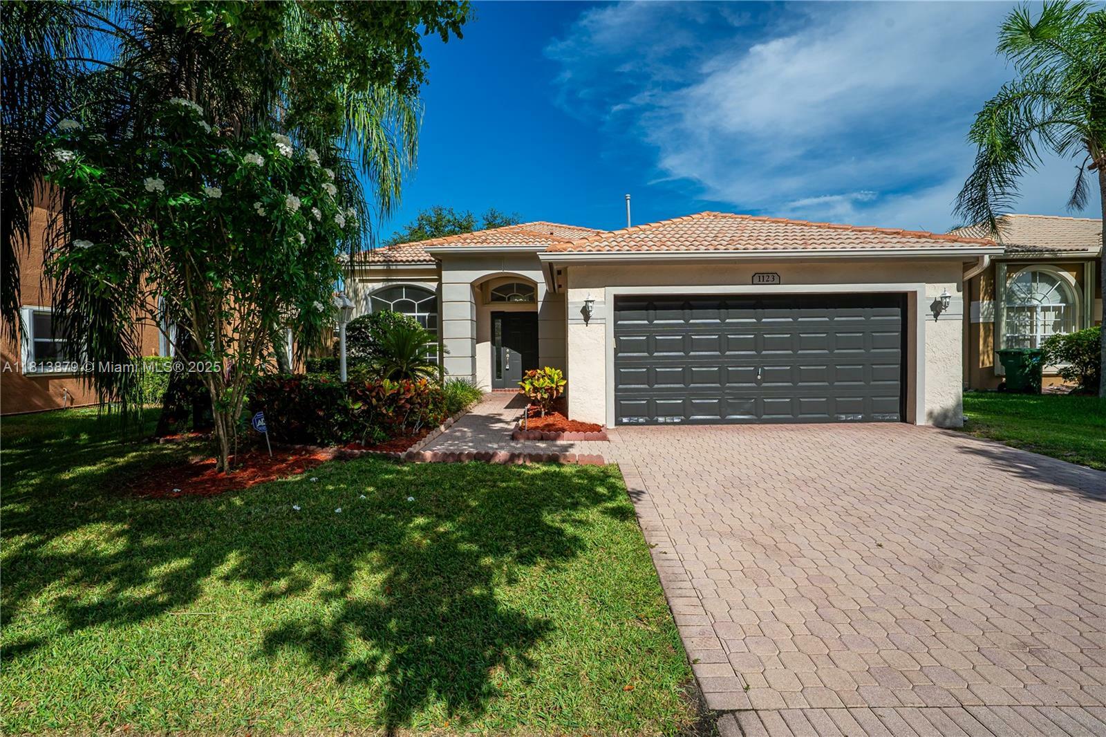 1123 NW 131st Ave  Pembroke Pines FL 33028 photo