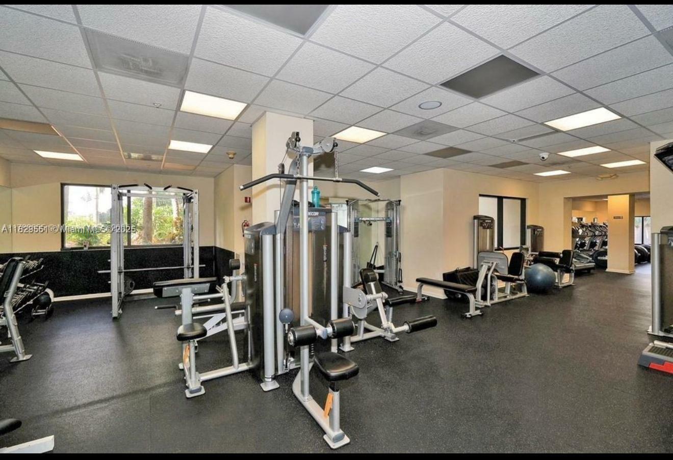 Property Photo: 2333 Brickell Ave FL 33129
