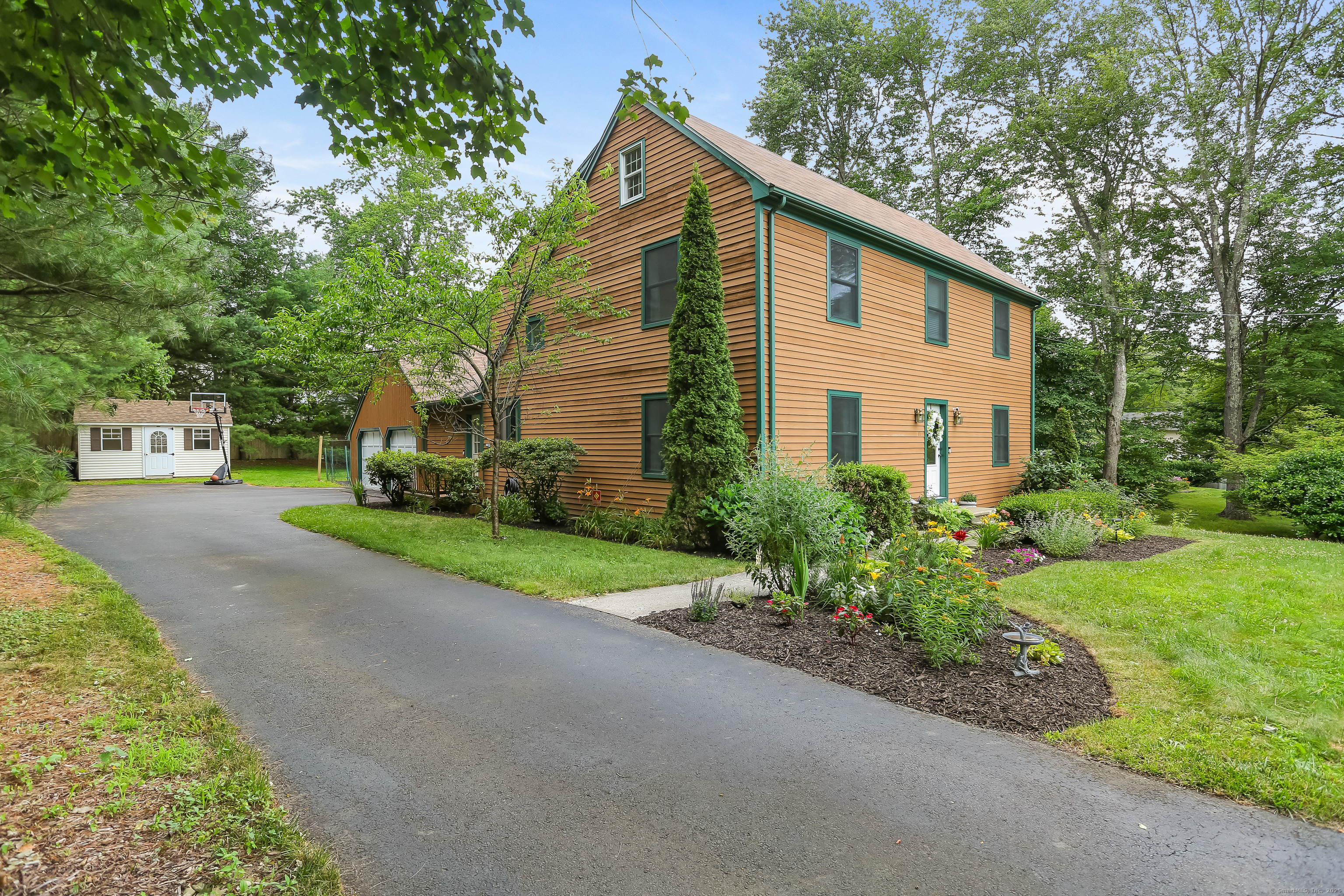 Property Photo: 11 Park Lane CT 06611