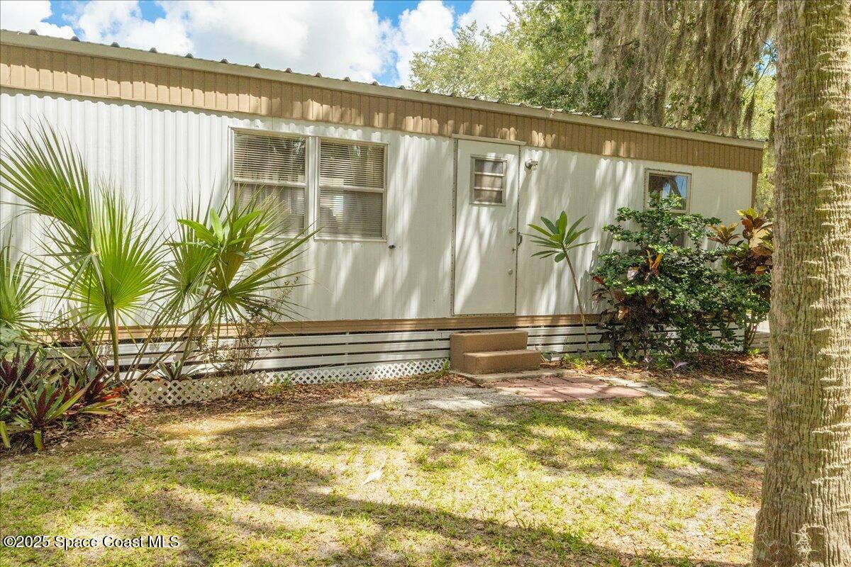 Property Photo: 388 Holiday Park Boulevard NE FL 32907