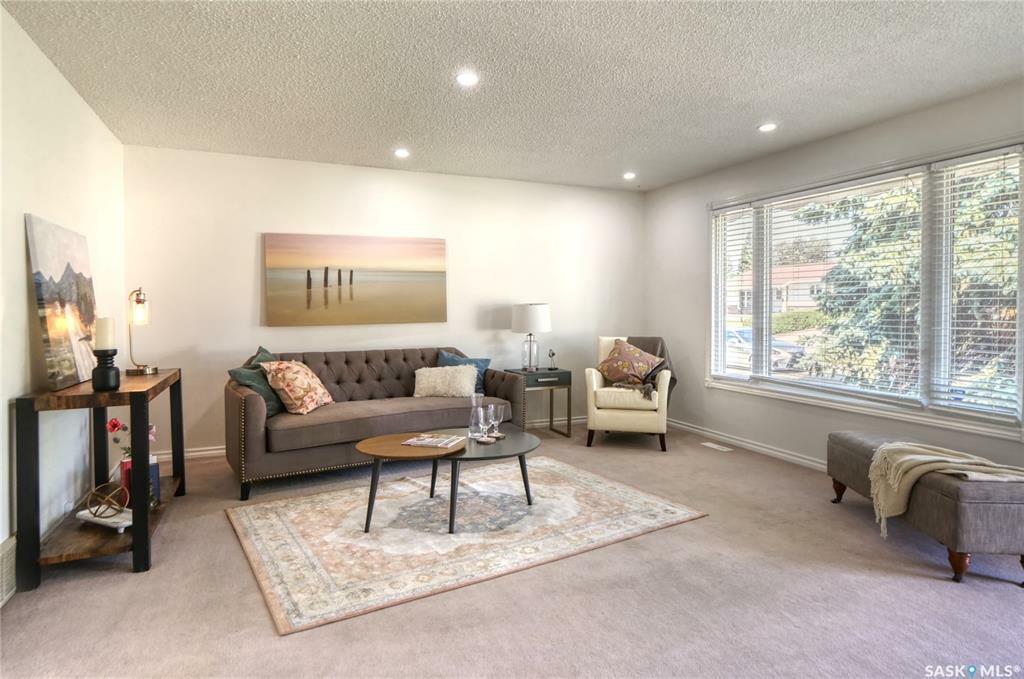 Property Photo: 52 Aster Crescent SK S6J 1A6