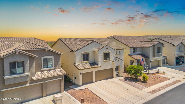 Property Photo:  777 W Via De Gala  AZ 85629 