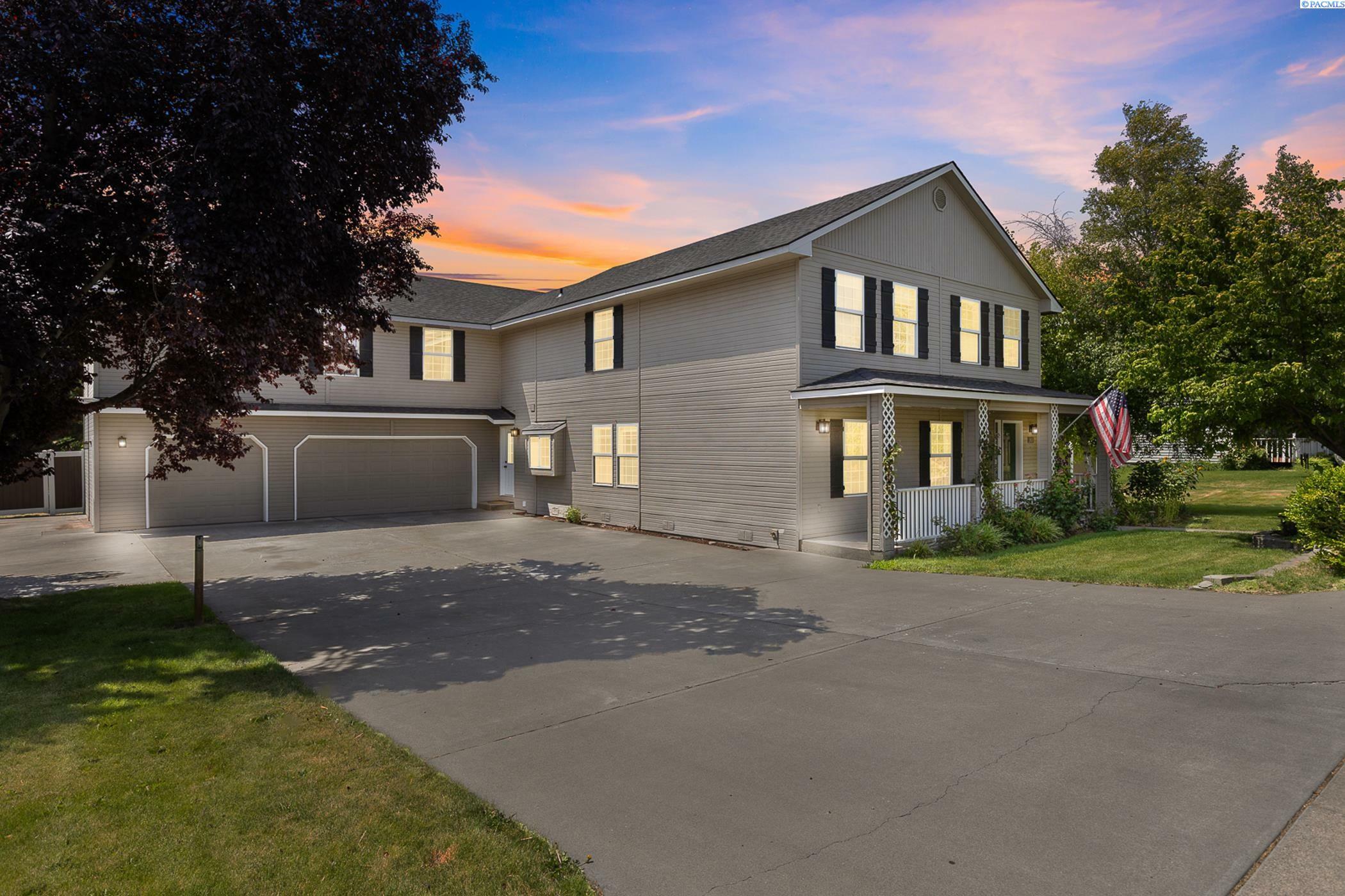 Property Photo: 2610 S Kent St WA 99337