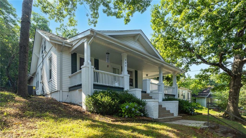 Property Photo: 905 Hutton Street NC 27101