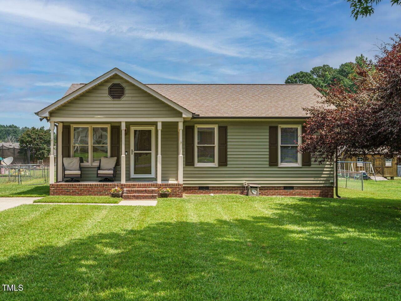 Property Photo: 635 Raymond Drive NC 27591