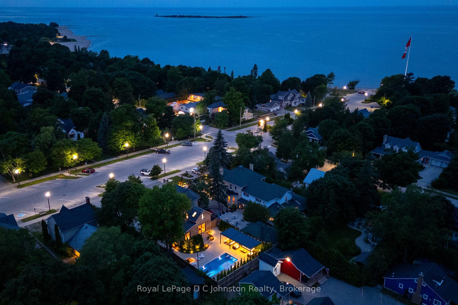 126 High Street  Saugeen Shores ON N0H 2L0 photo