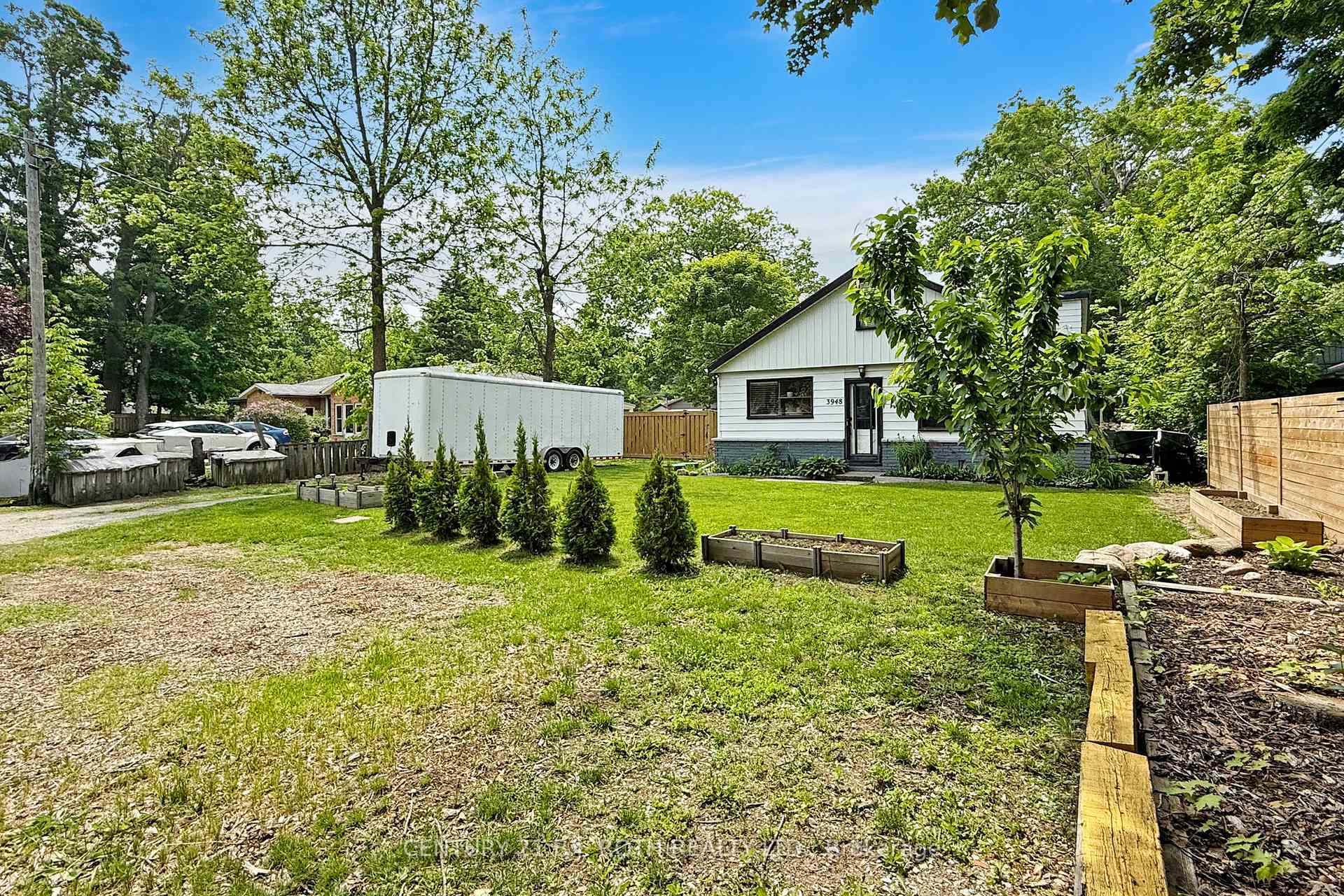 Photo de la propriété: 3948 Alderly Avenue ON L9S 2M2
