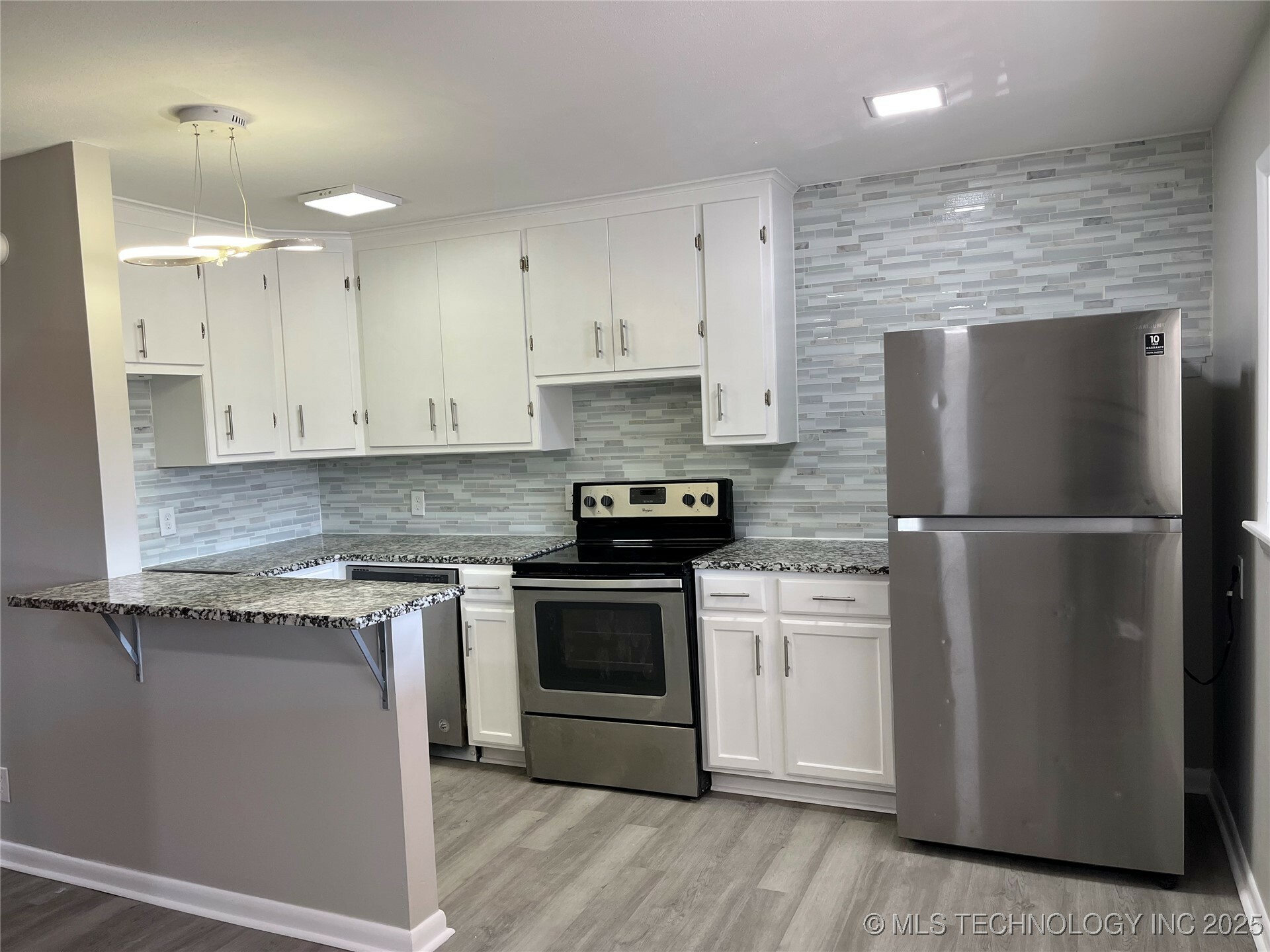 Property Photo: 3220 S Knoxville Avenue 15 OK 74135