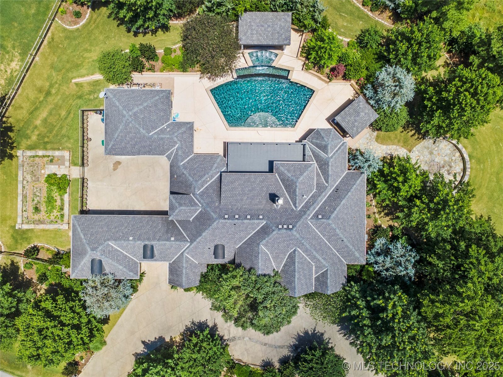 Property Photo:  7405 S 288th  OK 74014 