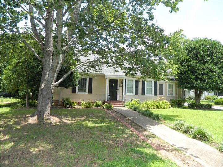 Property Photo:  220 Moultrie Square  SC 29621 