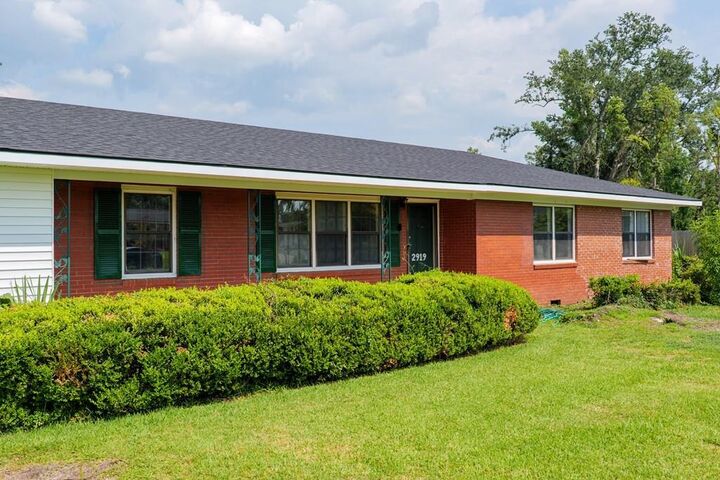 Property Photo:  2919 Thea Ln  GA 31602 