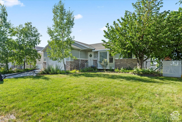 Property Photo: 597 E 700 N UT 84074