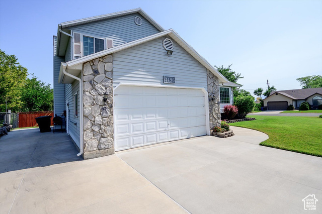 Property Photo: 3496 W 3965 S UT 84119