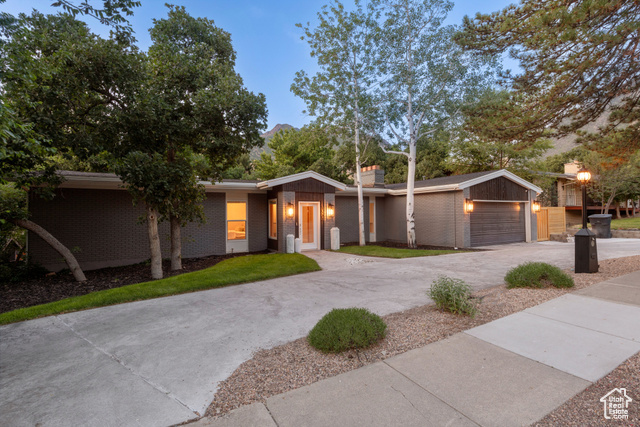 3603 E Macintosh Ln  Cottonwood Heights UT 84121 photo