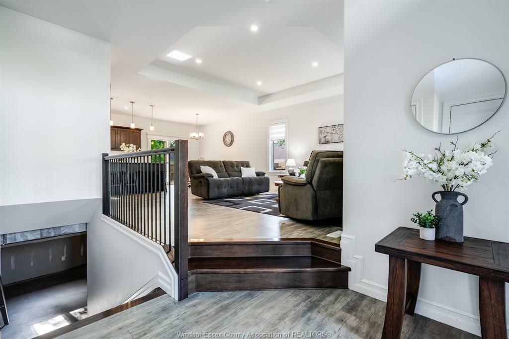 Property Photo: 6 Lisa St ON N0P 2P0