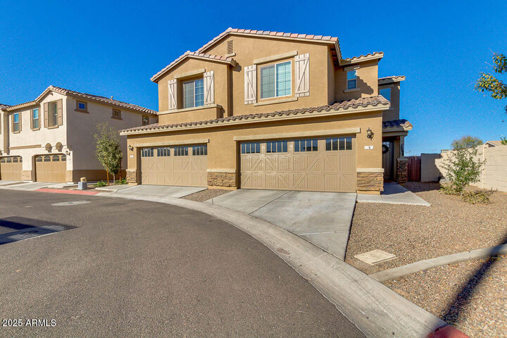 Property Photo: 2254 E University Drive 4 AZ 85213