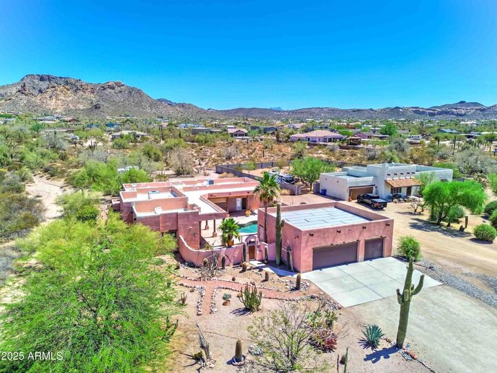 14 E Kaniksu Street  Apache Junction AZ 85119 photo