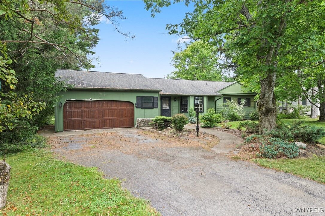 Property Photo:  451 North Star Road  NY 14052 