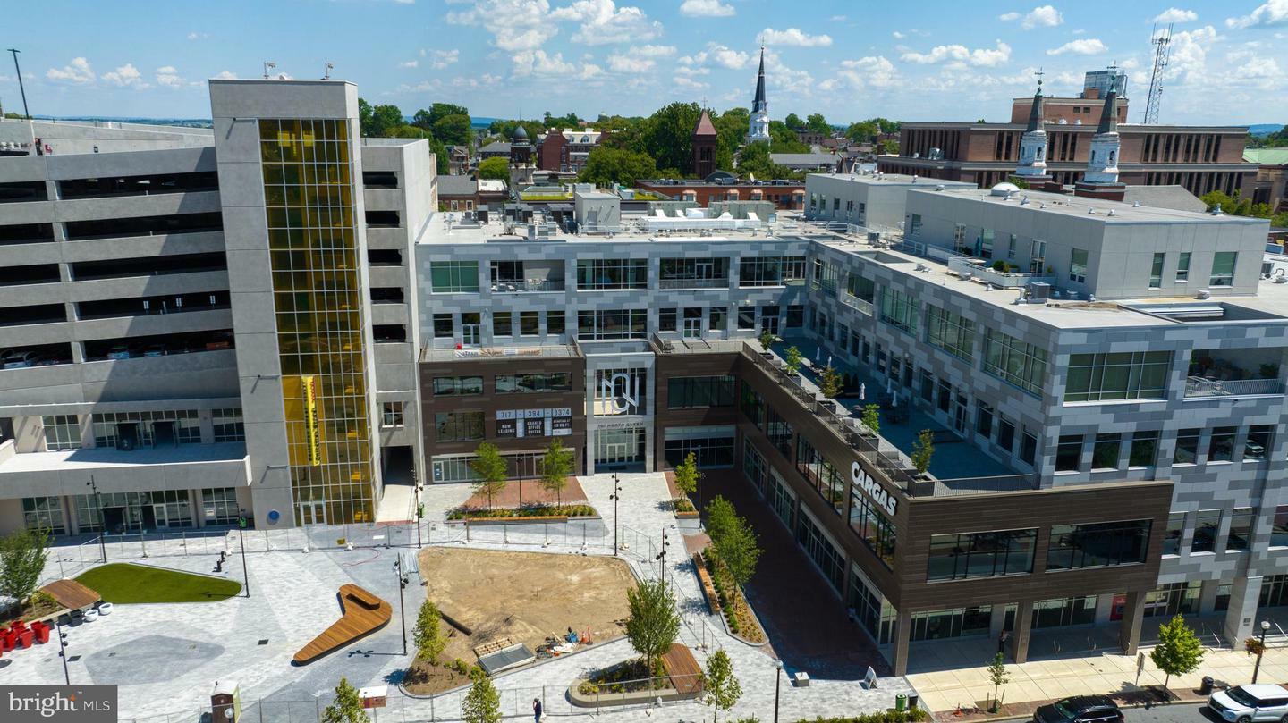 Property Photo: 101 N Queen Street 404 PA 17603