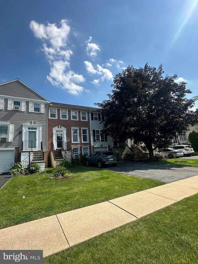 Property Photo: 42 Brookfield Road PA 17543