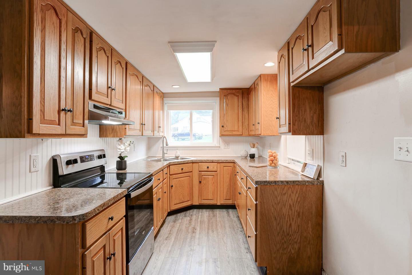 Property Photo: 585 Ridge Road PA 17339