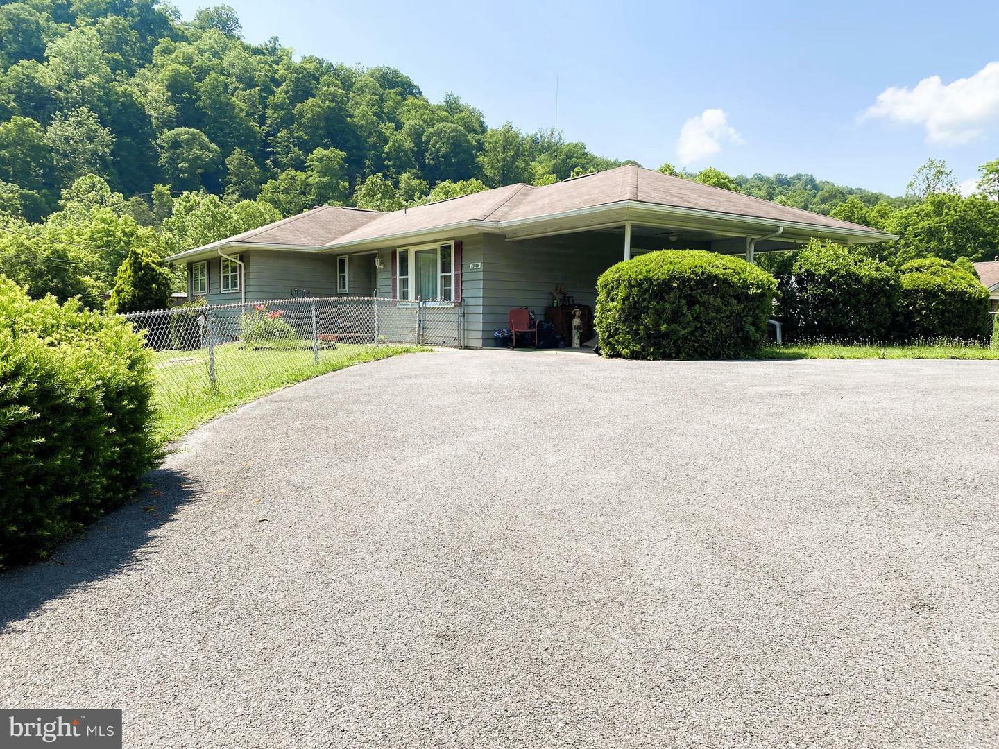 Property Photo: 23905 Keplinger Lane SW MD 21521