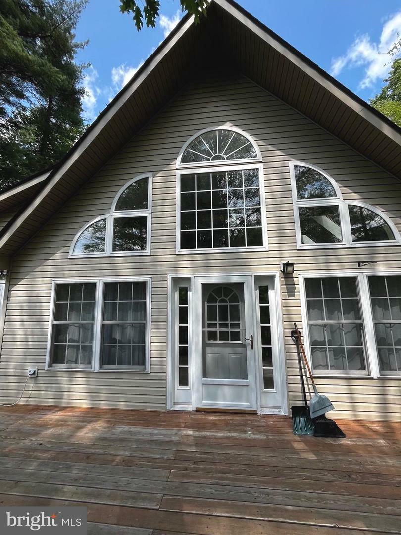 Property Photo:  132 Woodbury Drive  PA 18610 