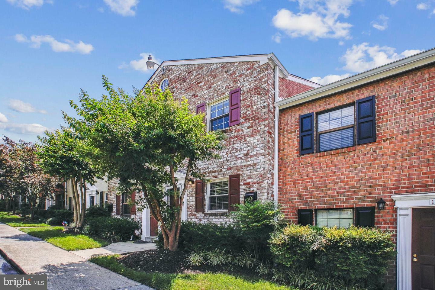 Property Photo:  11135 Littlebrook Lane  VA 22030 