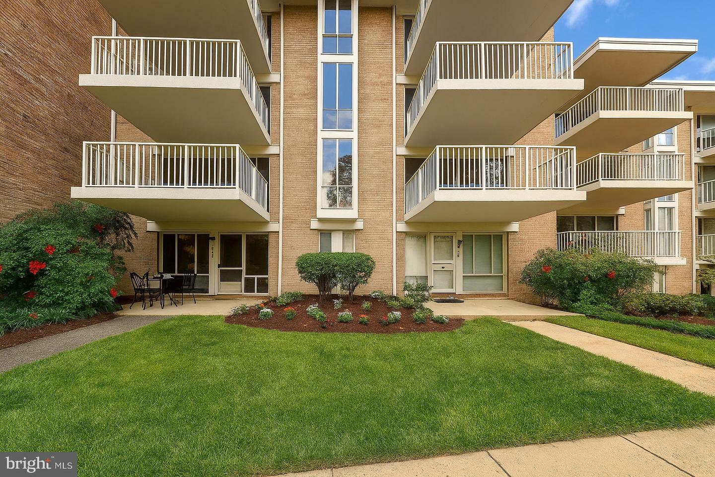 2605 Redcoat Drive 252  Alexandria VA 22303 photo