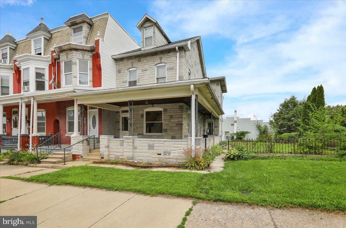 Property Photo: 529 Chestnut Street PA 19611