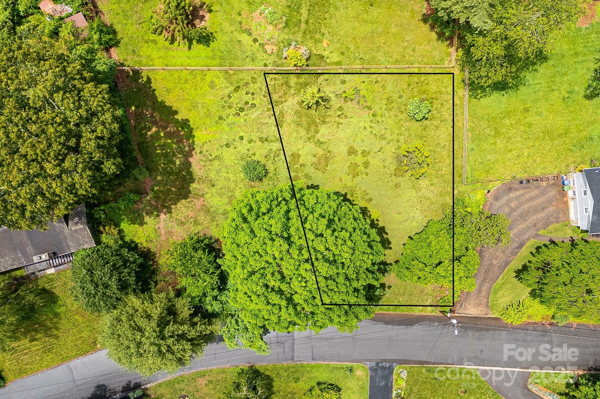 Property Photo: 28 Sheppard Drive NC 28806