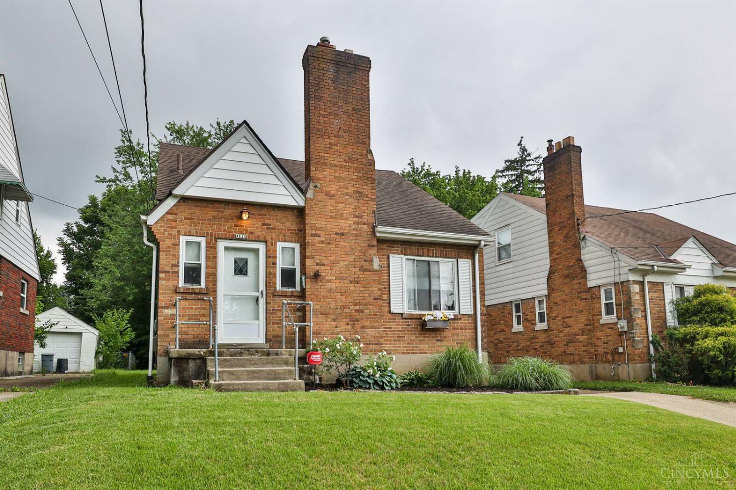 Property Photo: 4115 West Court OH 45211