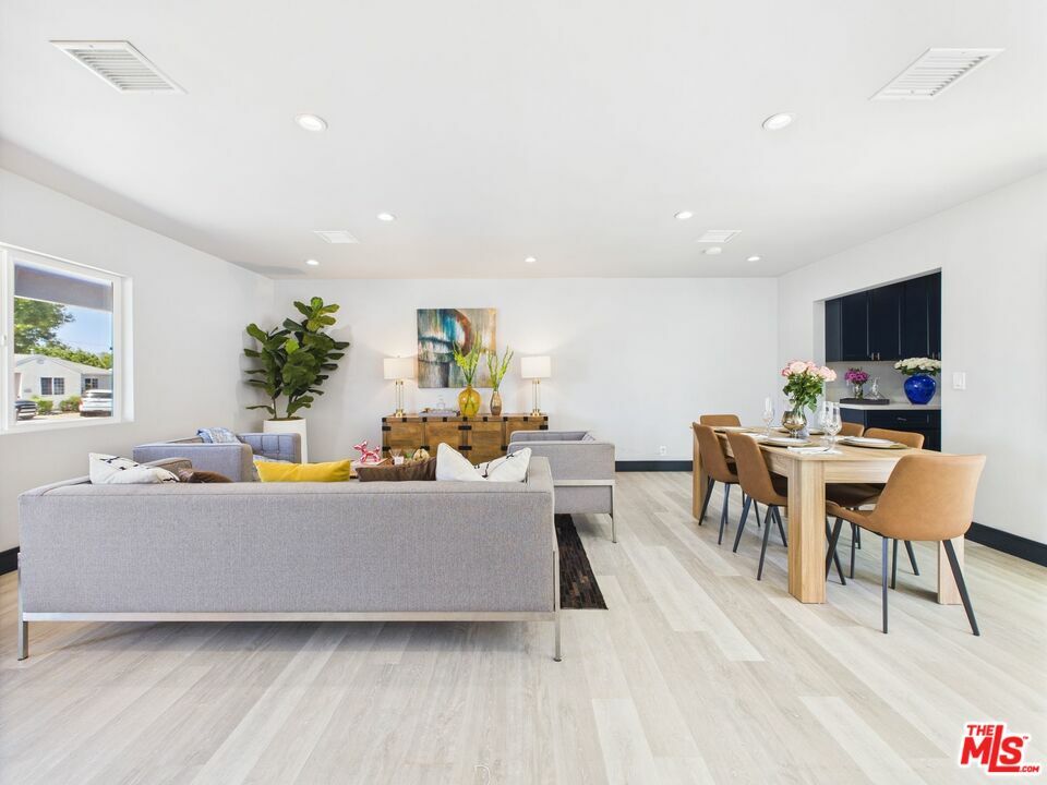 Property Photo:  17660 Martha St  CA 91316 