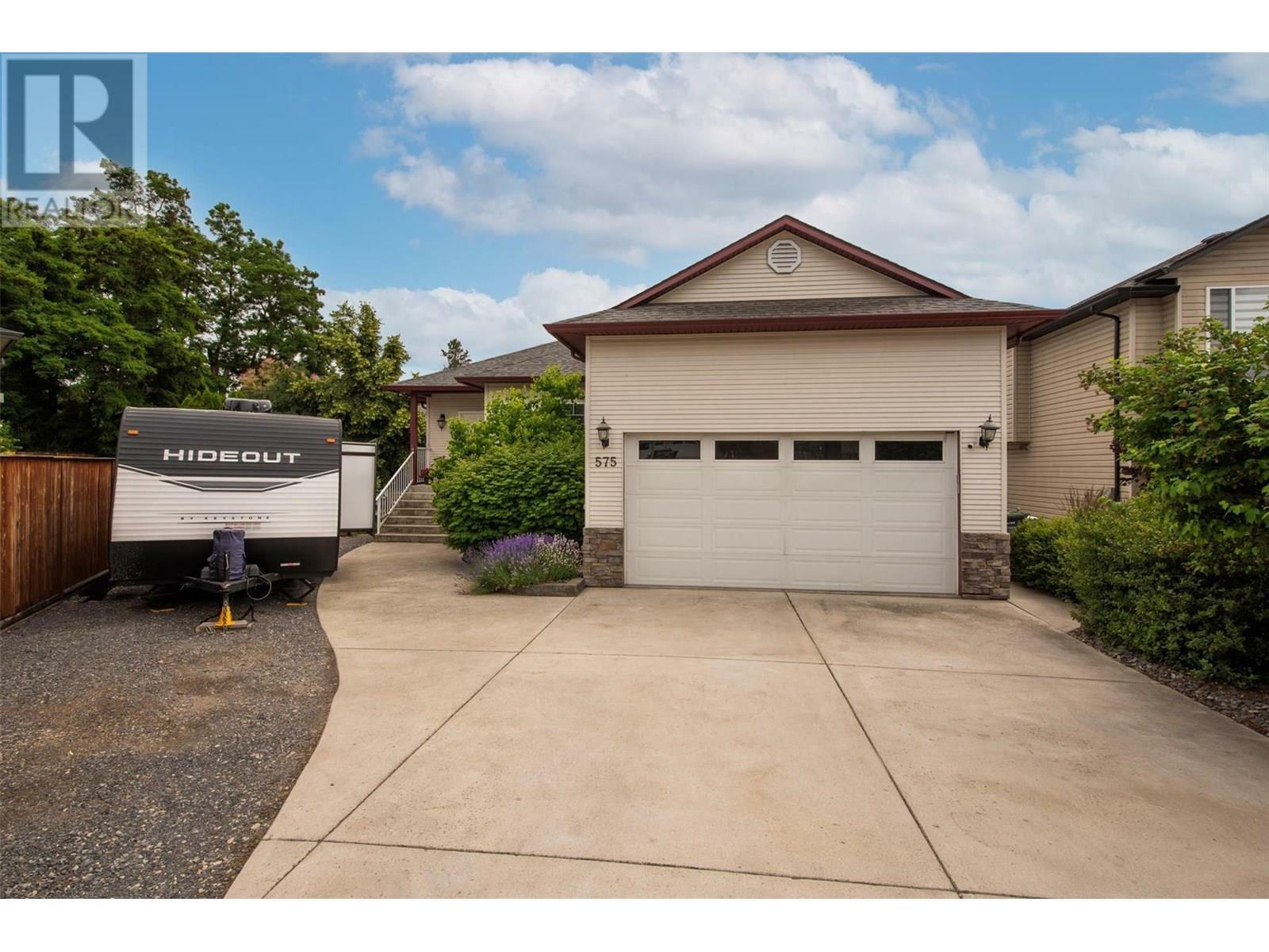 Property Photo: 575 Galbraith Court BC V1X 7Z9