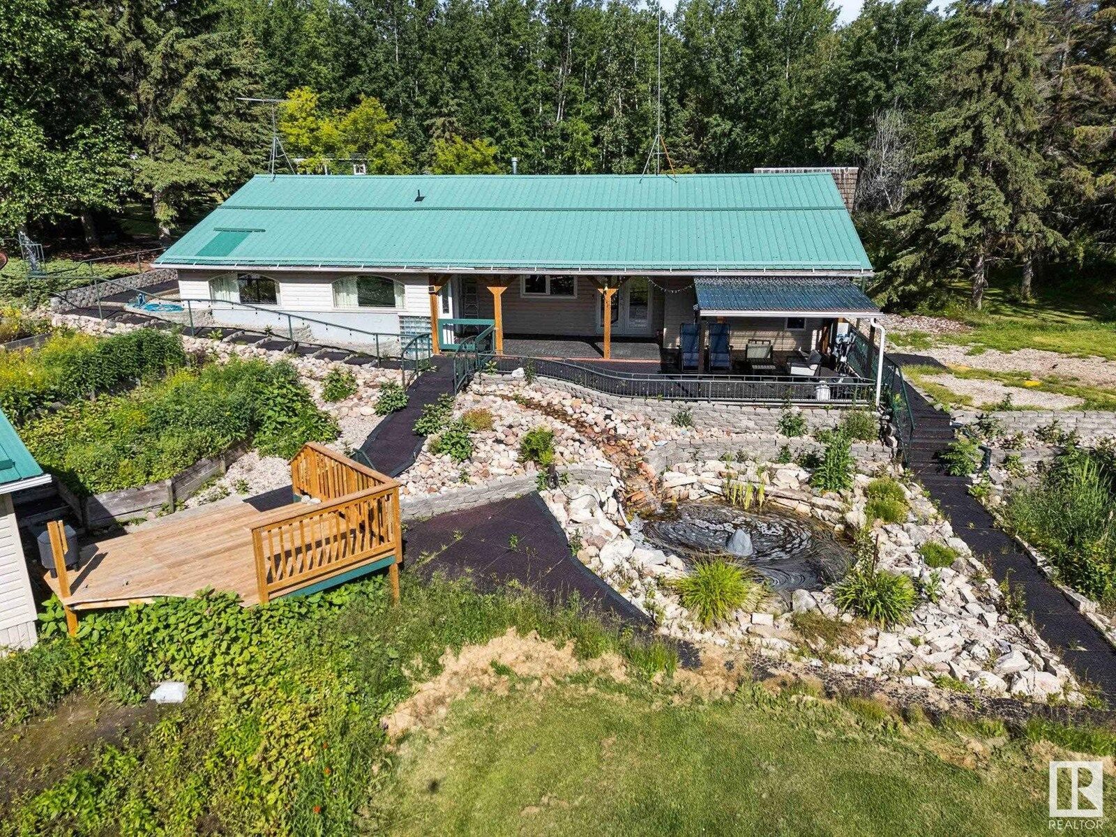Property Photo:  #121 55107 Rge Road 33  AB T0E 1A0 