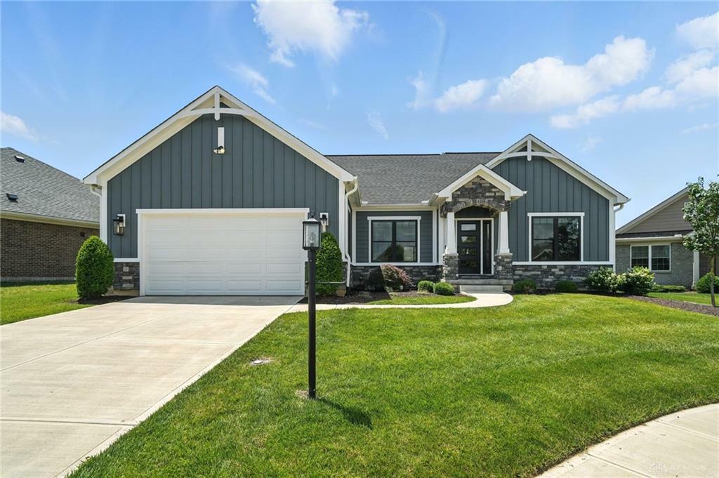 Property Photo: 1471 Runnymeade Way OH 45385