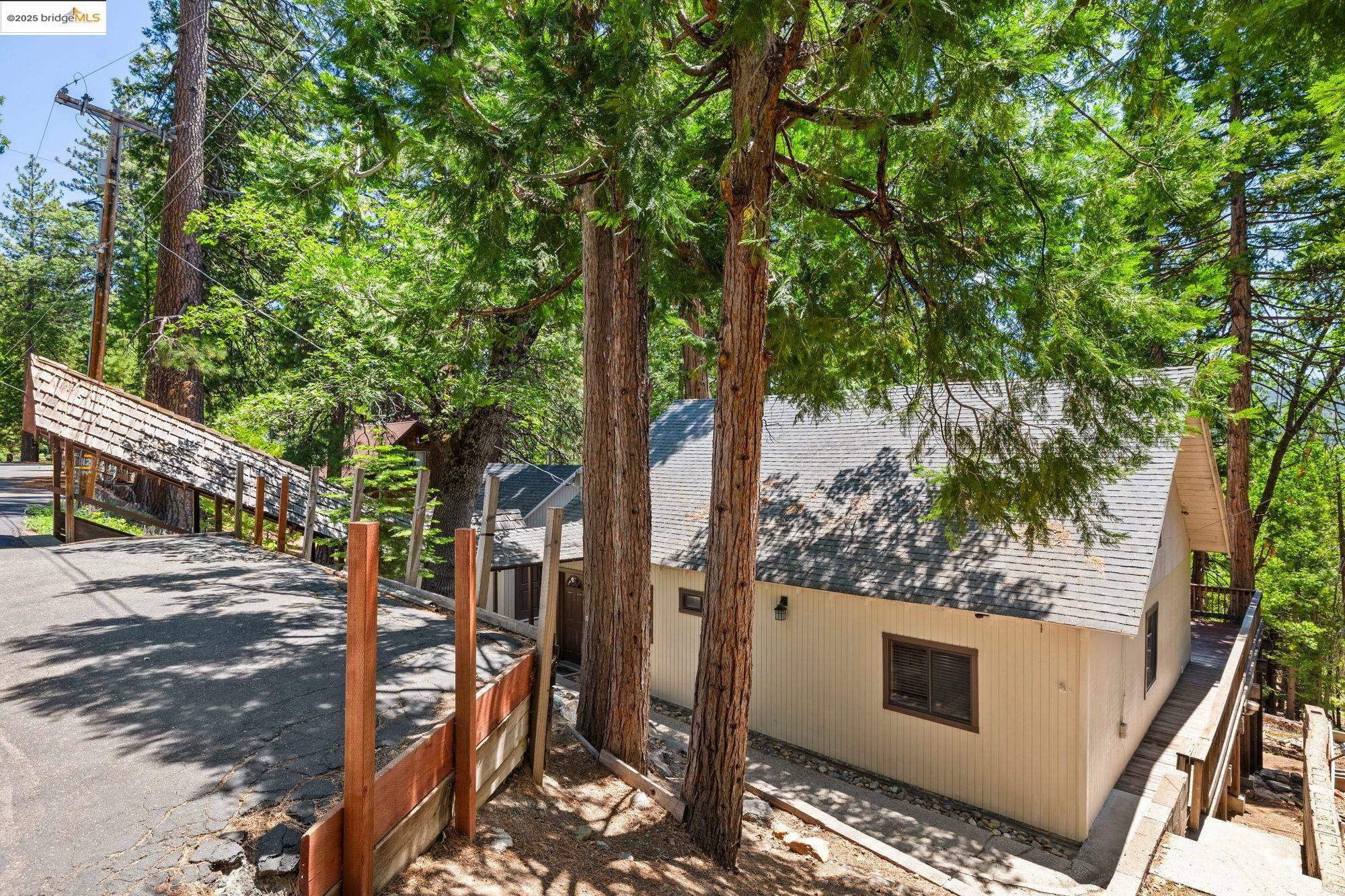 Property Photo: 26609 Old Mono Rd. CA 95335