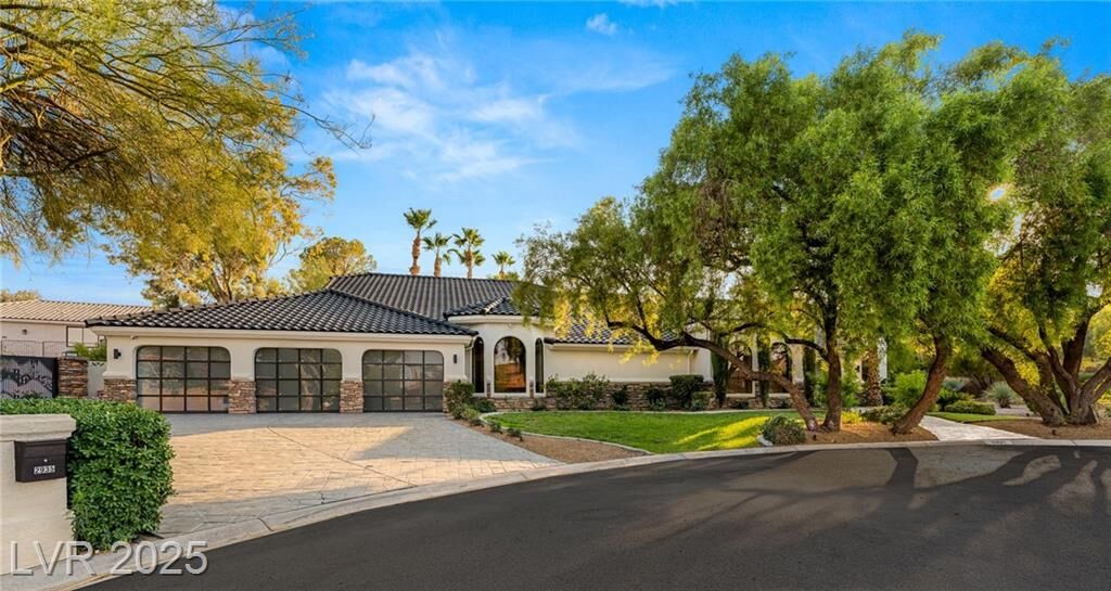 Property Photo: 2935 Montessouri Street NV 89117